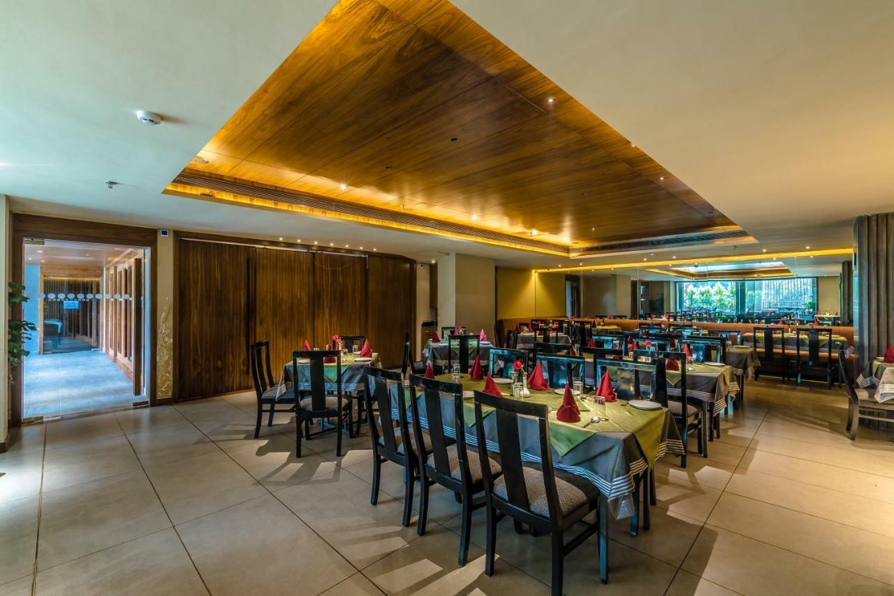 Princeton Club Kolkata Exterior photo
